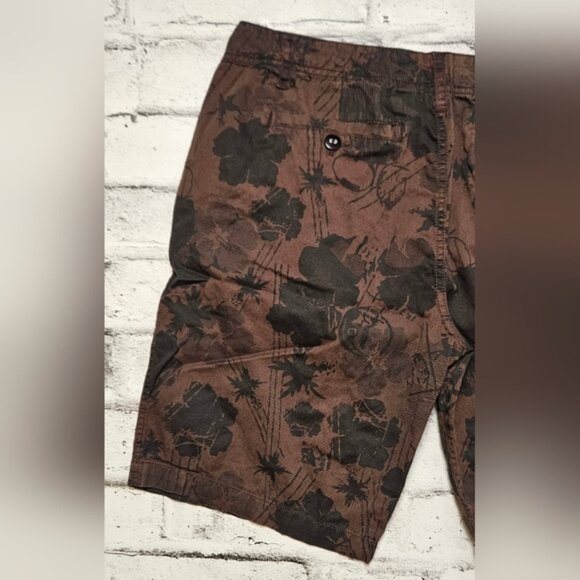 Carbon Black and Brown Floral Patterned Shorts - Picture 5 of 9